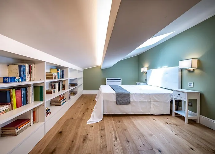 Yid Capo Di Mondo Luxury Apartment In Florence